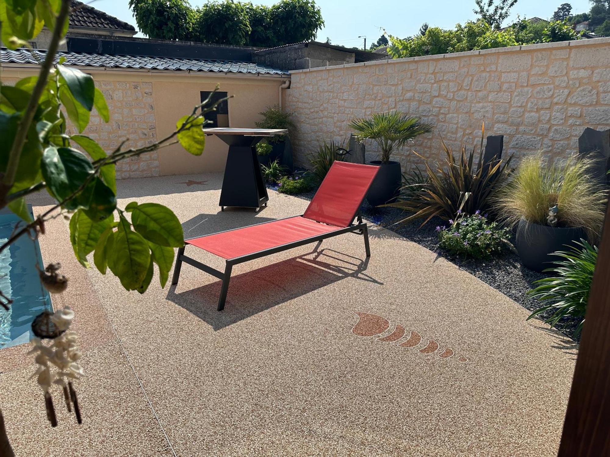 Appartement Chambre Dans Maison Avec Piscine à Brive-la-Gaillarde Extérieur photo